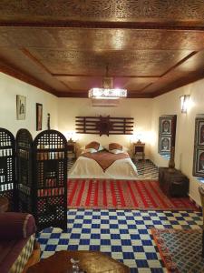 Salma Suite room in Riad Souafine