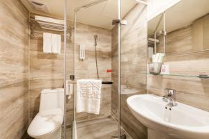 Phòng Hạng Thương gia Giường Đôi - Không có Cửa sổ (Economic Double Room - No Window)