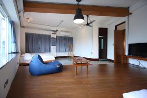 Phòng Tiêu Chuẩn 4 Người (Standard Quadruple Room)