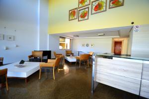 Two-Bedroom Apartment with Sea View room in Apartamento Maximum