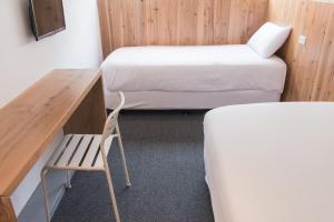 Phòng nhỏ 2 giường (Small Twin Room)