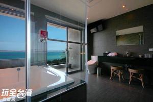 Phòng giường đôi Hướng biển Tầng 3 (Sea View Double 3F)