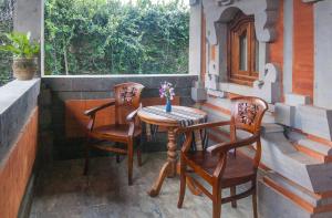 Phòng Premium Giường cỡ King có Ban công (Premium King Room with Balcony)