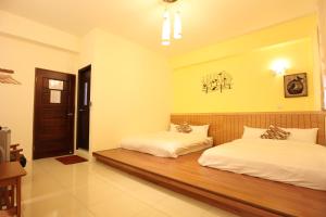 Phòng 4 Người Có Ban Công (Quadruple Room with Balcony)