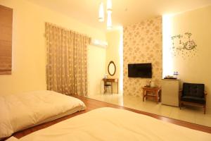 Phòng 4 Người Có Ban Công (Quadruple Room with Balcony)