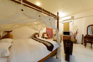 Phòng Có Giường Cỡ Queen Với Ban Công (Queen Room with Balcony)
