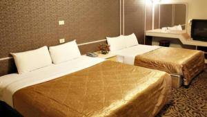 Phòng Bốn Người Có Phòng Tắm Riêng (Quadruple Room with Private Bathroom)