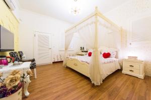 Phòng Đôi Cao Cấp (Superior Double Room)