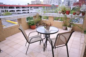 Phòng 4 Người Có Ban Công (Quadruple Room with Balcony)