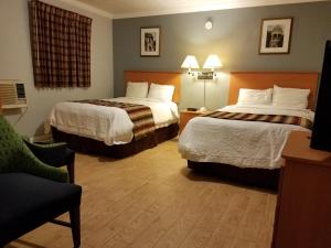 Double Room with Two Double Beds room in Scottish Inn - Okeechobee