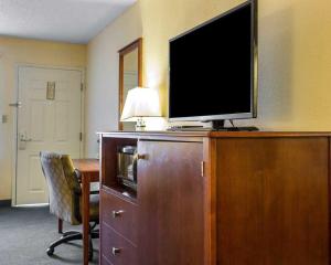 Standard Double Room with Two Double Beds - Non-Smoking room in Quality Inn Aiken