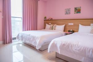 Phòng 4 Người Có Vòi Sen (Quadruple Room with Shower)
