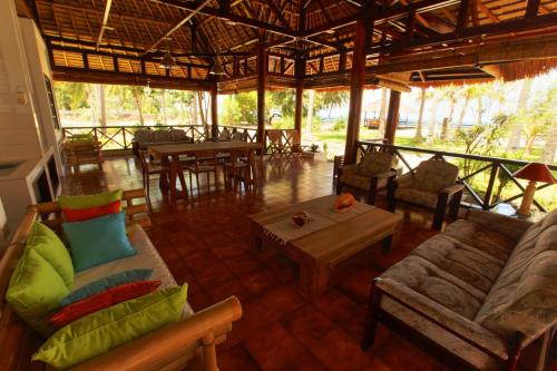 발코니/테라스, Amrita Maumere Resort in 와이게테 발코니/테라스, Amrita Maumere Resort in 와이게테