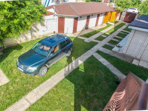 This photo about Akunamatata shared on HyHotel.com