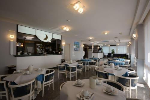 Bar/lounge, Hotel Sporting in Alba Adriatica Bar/lounge, Hotel Sporting in Alba Adriatica