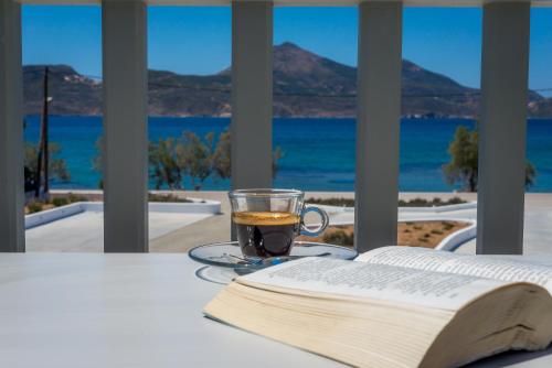 Ruoka ja Juomat, Olea Bay Hotel in Milos Island Ruoka ja Juomat, Olea Bay Hotel in Milos Island