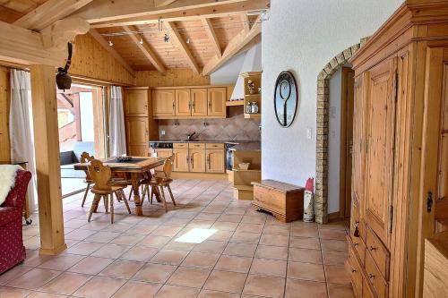 This photo about Apartement Abricotine 05 shared on HyHotel.com