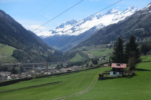 הסביבה הקרובה, B&B Gottardo in אירולו הסביבה הקרובה, B&B Gottardo in אירולו
