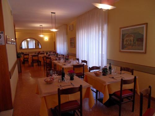 Banquet hall, Albergo Betulla in Onore Banquet hall, Albergo Betulla in Onore