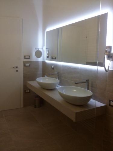 Bathroom, B&B Emozioni e Relax in Virgilio Bathroom, B&B Emozioni e Relax in Virgilio