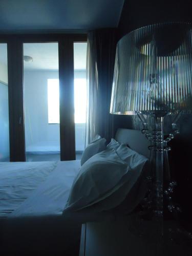 Hotel Suite Rooms