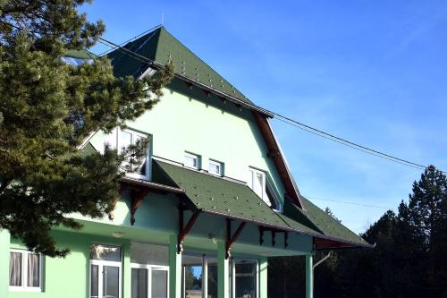 A szálláshely kívülről, Vila Premijer Divcibare in Divcibare A szálláshely kívülről, Vila Premijer Divcibare in Divcibare