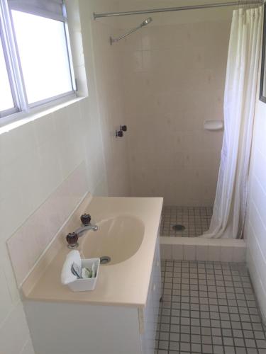 This photo about Cardwell at the Beach shared on HyHotel.com