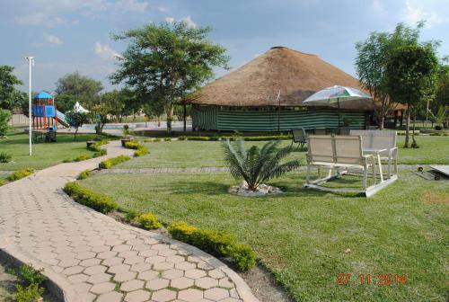 zahrada, Moba Hotel & Convention Centre in Kitwe zahrada, Moba Hotel & Convention Centre in Kitwe