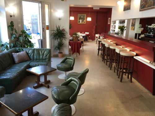 Hotel Restaurant Les Oceanides