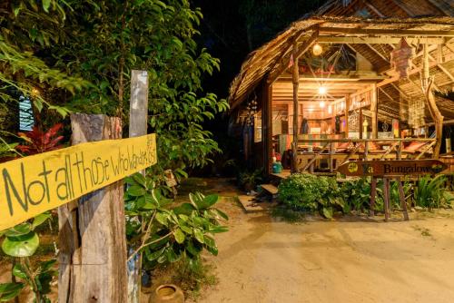 Yak Bungalow in Koh Chang Tai Yak Bungalow in Koh Chang Tai