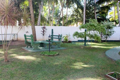 Kert, Fortune Rest Villa in Marawila Kert, Fortune Rest Villa in Marawila