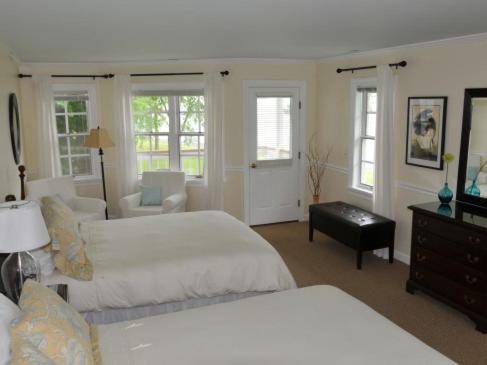 This photo about Wades Point Inn on the Bay shared on HyHotel.com