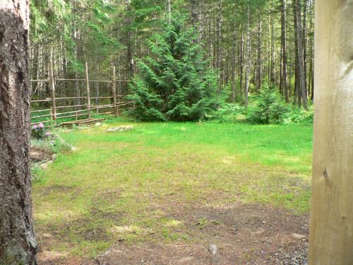 This photo about Cedar Song Cottage shared on HyHotel.com