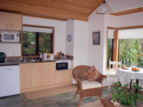 Facilities, Bay of Islands Cottages in Russell Facilities, Bay of Islands Cottages in Russell
