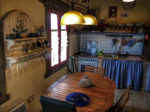 Kitchen, El Jardin Secreto in Ores Kitchen, El Jardin Secreto in Ores