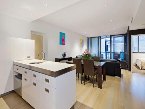 This photo about Astra St Kilda Rd Melbourne shared on HyHotel.com