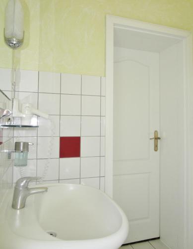 This photo about Hotel Ostseestern shared on HyHotel.com