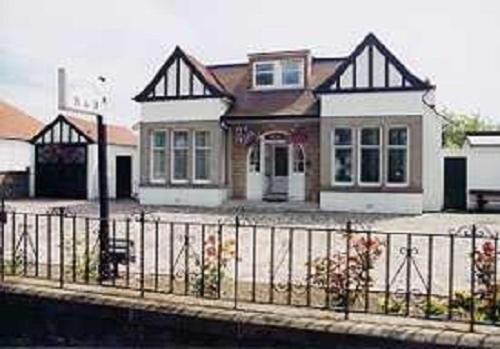 This photo about Milton House shared on HyHotel.com