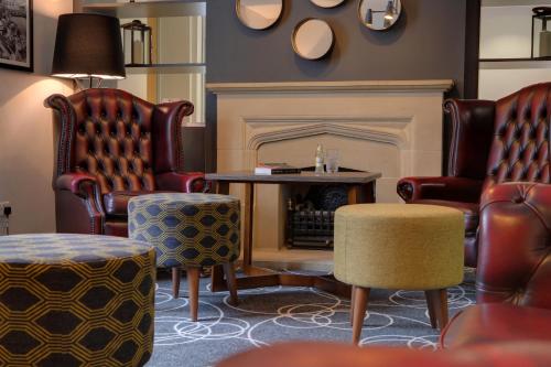 Shared lounge/TV area, Best Western White House Hotel in Watford Shared lounge/TV area, Best Western White House Hotel in Watford