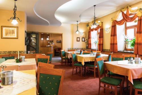 Food and beverages, Hotel Palace in Plzen 1 Food and beverages, Hotel Palace in Plzen 1