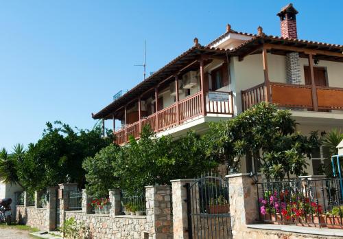 Είσοδος, Pansion Matoula in Σκιάθος Είσοδος, Pansion Matoula in Σκιάθος