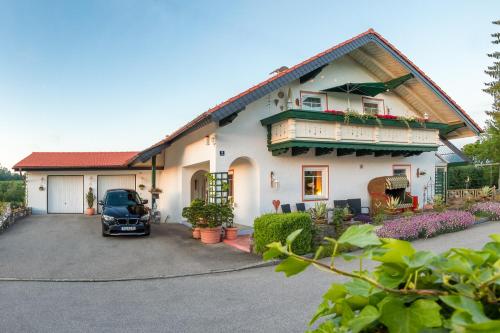 Exterior view, Chiemgau Appartement in Waging Am See Exterior view, Chiemgau Appartement in Waging Am See