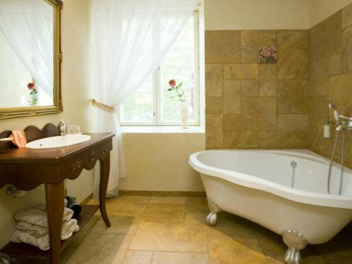 Bathroom, Grand Rose SPA Hotel in Kuressaare Bathroom, Grand Rose SPA Hotel in Kuressaare