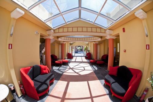 Hotel Cristina Maris in Loutraki Hotel Cristina Maris in Loutraki