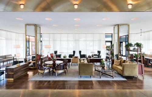 Előcsarnok, The Dewberry Charleston near Confederate Múzeum Előcsarnok, The Dewberry Charleston near Confederate Múzeum