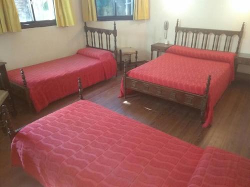 Emperatriz HOTEL FAMILIAR in ซานตาเฟ่ Emperatriz HOTEL FAMILIAR in ซานตาเฟ่