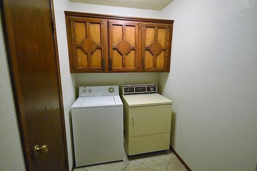 在meiguo.com看到的Timbers Two - Two Bedroom的介绍图片