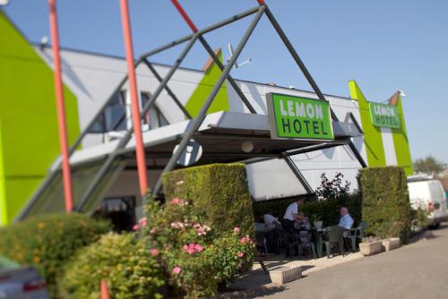Ulaz, Lemon Hotel Dreux Chartres in Dreux Ulaz, Lemon Hotel Dreux Chartres in Dreux
