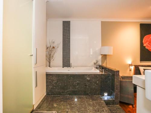 This photo about New York On King shared on HyHotel.com