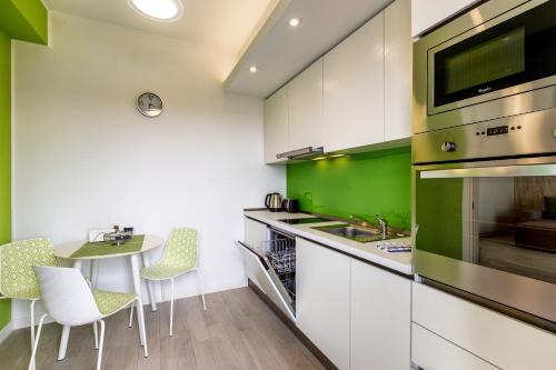 bucătărie, Mava Apartamente in Constanța bucătărie, Mava Apartamente in Constanța